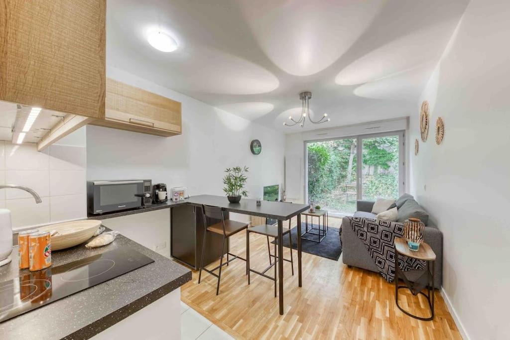 Appartement Moderne, Metro 7, Parking Et Jardin Villejuif Luaran gambar