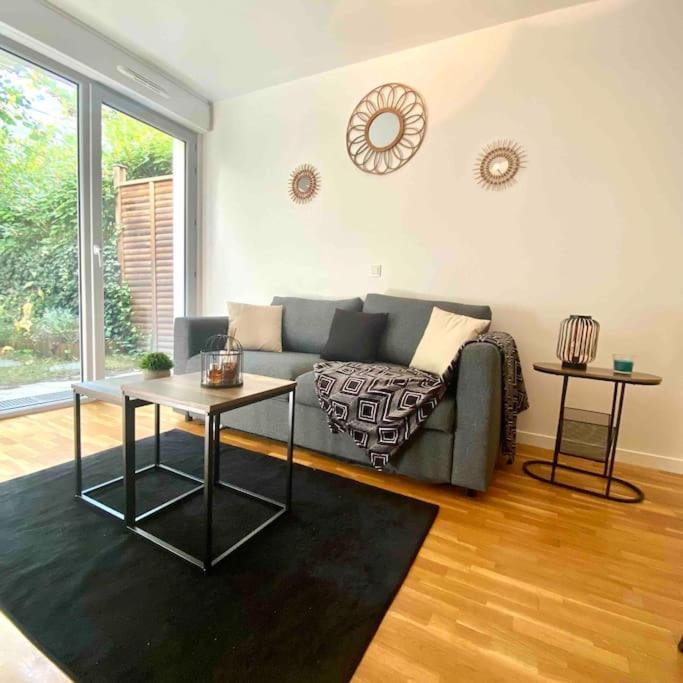 Appartement Moderne, Metro 7, Parking Et Jardin Villejuif Luaran gambar