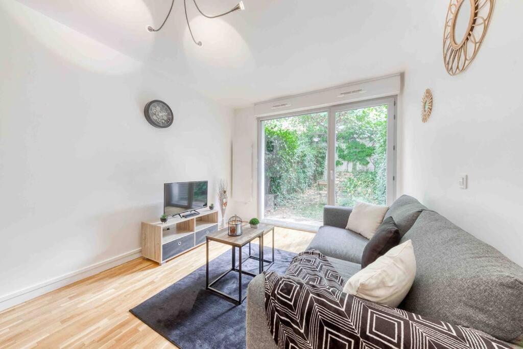 Appartement Moderne, Metro 7, Parking Et Jardin Villejuif Luaran gambar